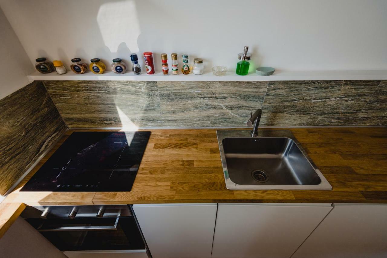 Sea Breeze - Barcola Appartement Triëst Buitenkant foto